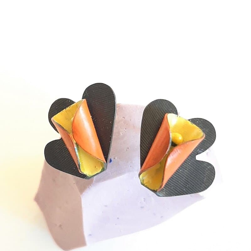 Kangaroo Paw Studs - Pink - Image 5